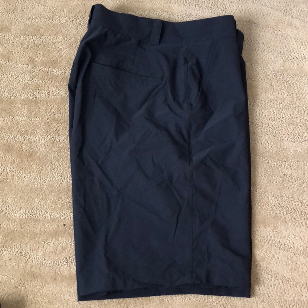 NWOT: Under Armour Golf Shorts 36 Never Worn